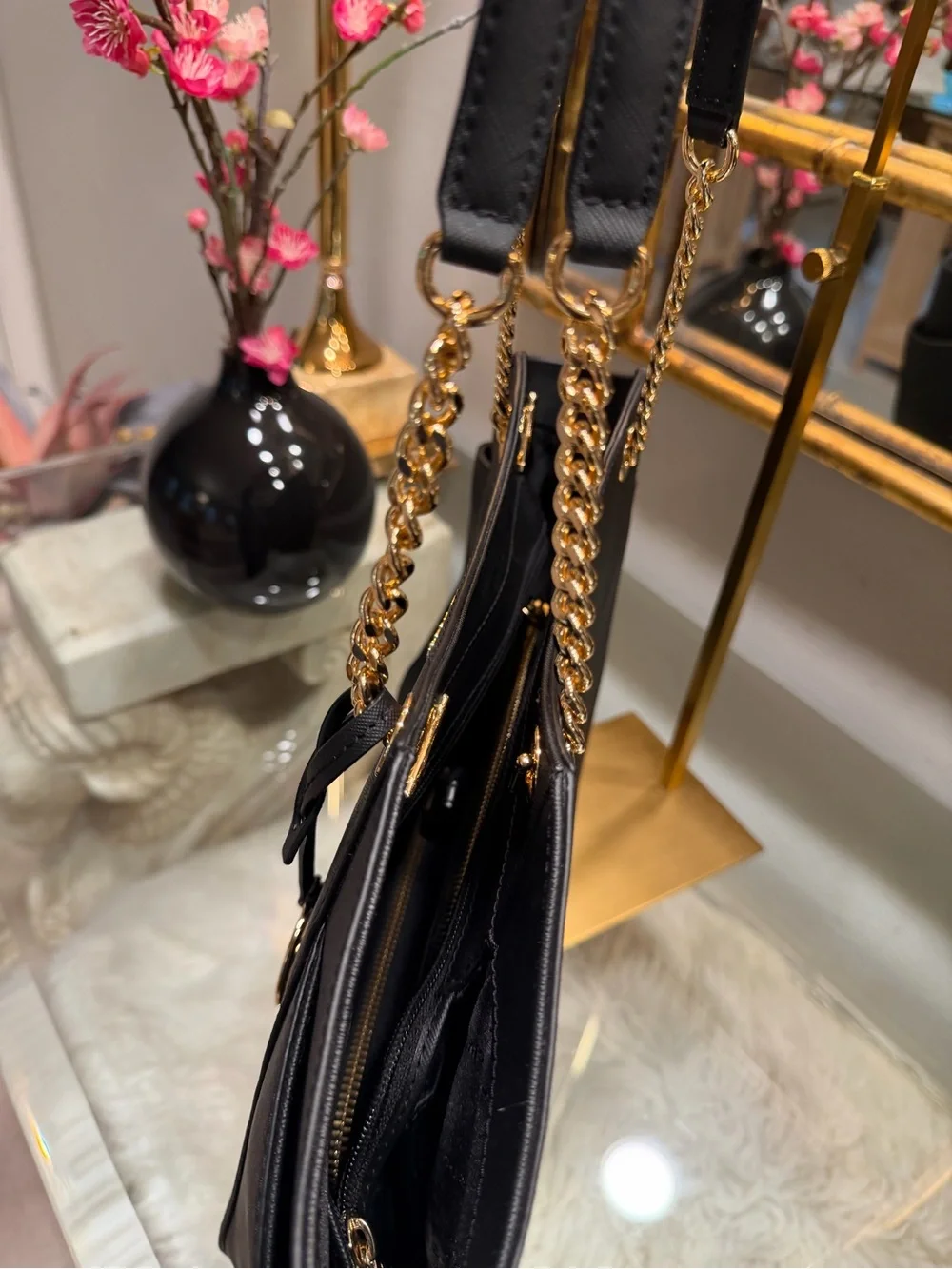 Michael Kors JET SET NWT Black Saffiano Leather Tote with Gold Hardware $558